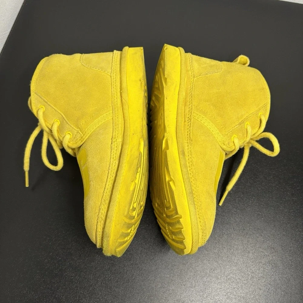 UGG Neumel ll Scatter Graphic Suede Classic Boots Kids Size Canary Yellow Size 2